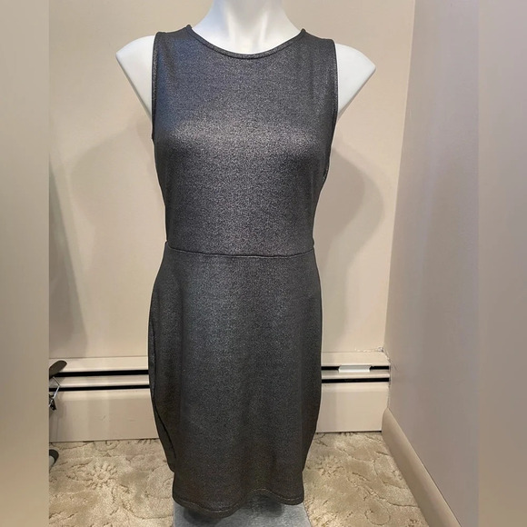 ASTR | Black Metallic Stretchy Sheath Dress Large Fleece Lined Cross Back Open - Picture 1 of 6
